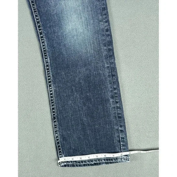 BKE Jeans Mens 32x31 Blue Jake Straight Whiskered Distressed Thick Stitch Denim - Picture 8 of 11